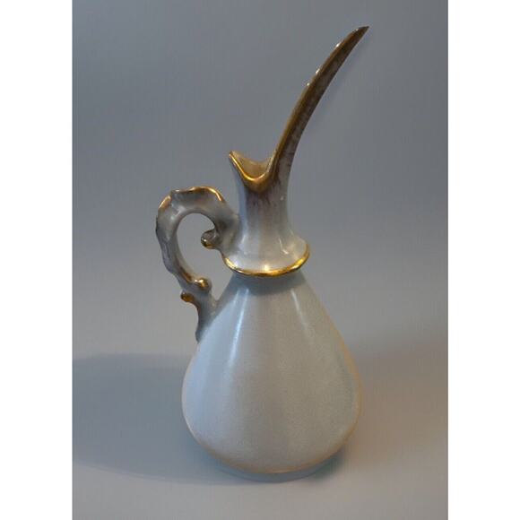 Vintage Porcelain Bud Vase 3” Diameter 6” Tall Vintage Scene Of Man Serenading - Picture 2 of 5